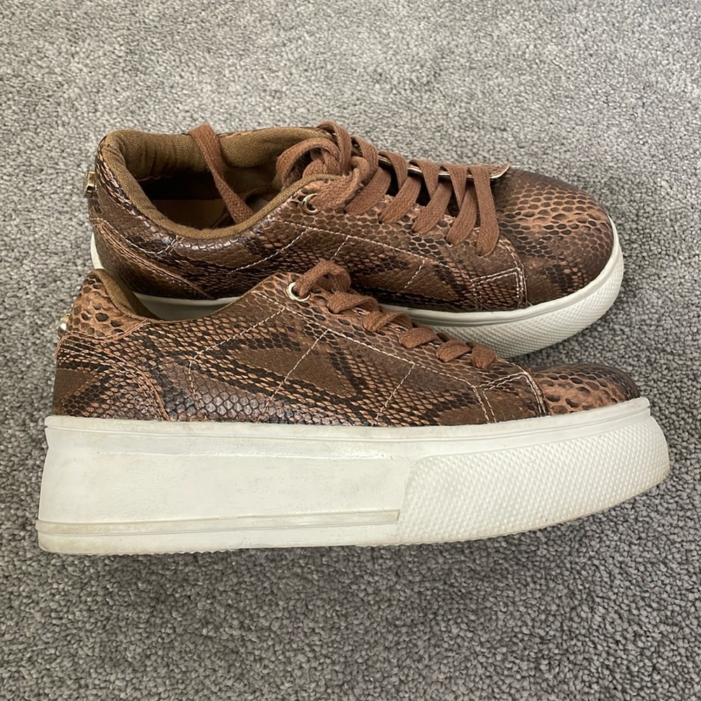 Platform snake skin sneakers